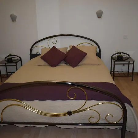 Chez Augustin Bed & Breakfast Lacanau