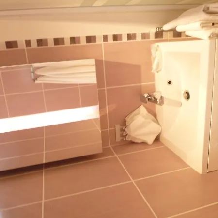 Bed & Breakfast Chez Augustin *