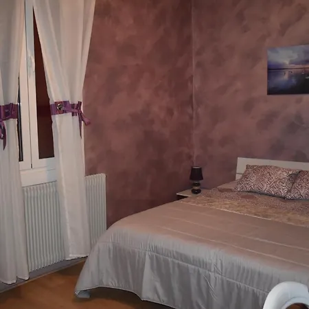 Chez Augustin Bed & Breakfast Lacanau